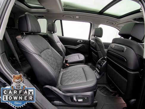Used 2024 BMW X7 xDrive40i w/ Climate Comfort Package AWD/4WD image 17