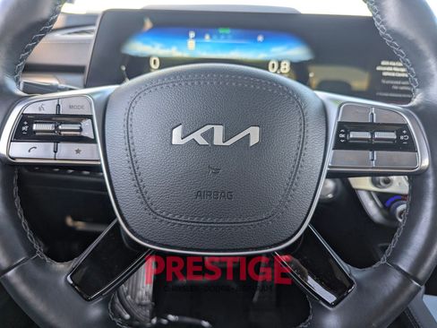 Used 2024 Kia Telluride SX Prestige X-Pro AWD/4WD image 17