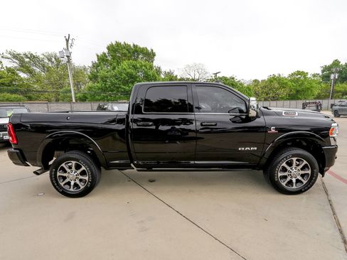Used 2024 RAM 2500 Limited w/ Safety Group image 4