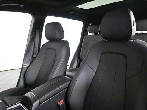 New 2026 Mercedes-Benz GLB 250 image 5