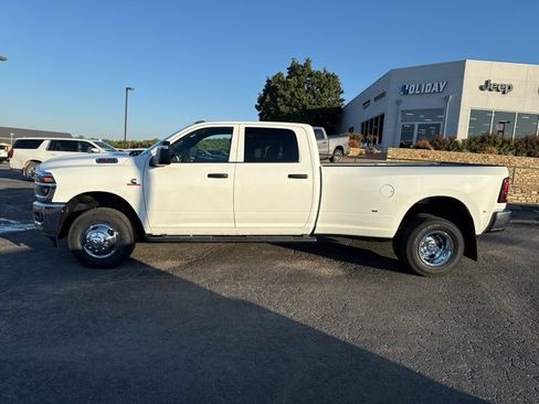 New 2026 RAM 3500 Tradesman image 2