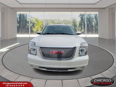 Used 2014 GMC Yukon Denali image 7