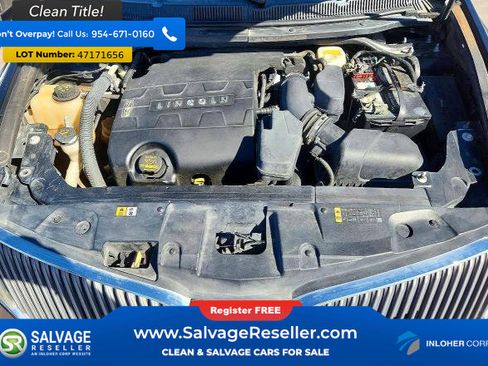 Used 2013 Lincoln MKT AWD image 16