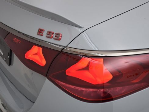 New 2026 Mercedes-Benz E 53 AMG e 4MATIC Sedan image 13