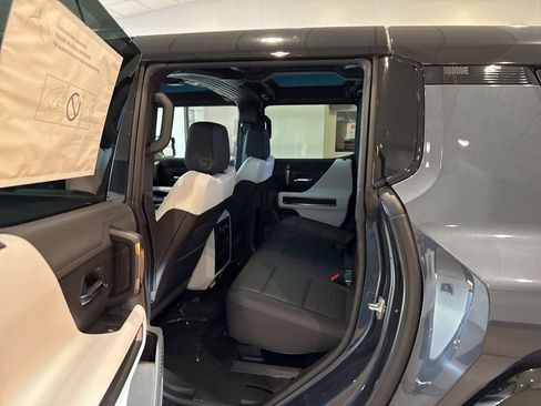 New 2025 GMC Hummer EV 3X image 18