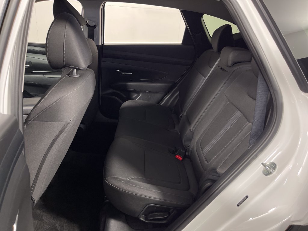 Certified 2025 Hyundai Tucson SEL FWD image 13