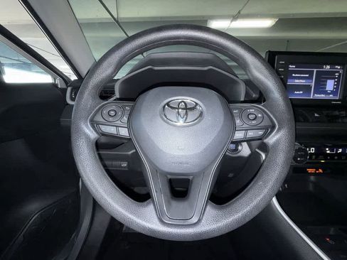 Used 2022 Toyota RAV4 XLE w/ Convenience Package image 15