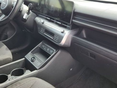 Used 2024 Hyundai Kona SEL FWD image 14