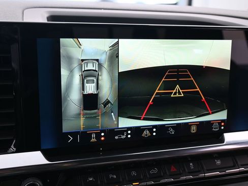 Used 2026 Chevrolet Silverado 1500 High Country w/ Technology Package image 21