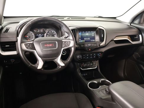Used 2018 GMC Terrain SLE FWD image 2