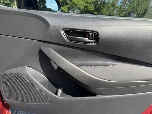 Used 2022 Toyota Corolla LE FWD image 27