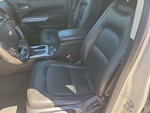 Used 2019 Chevrolet Colorado ZR2 image 17