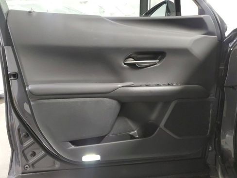 Used 2024 Lexus UX 250h AWD w/ Premium Package image 12