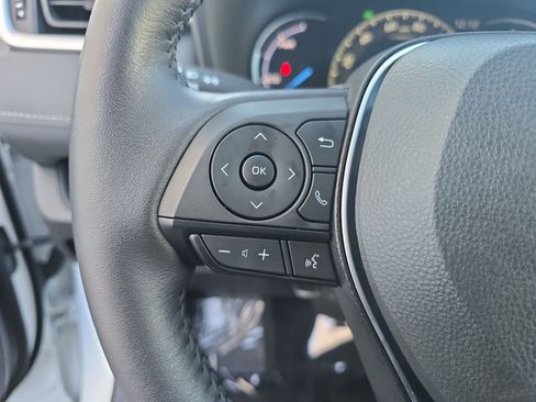 Used 2024 Toyota RAV4 XLE image 23