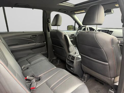 Used 2023 Honda Passport TrailSport image 30