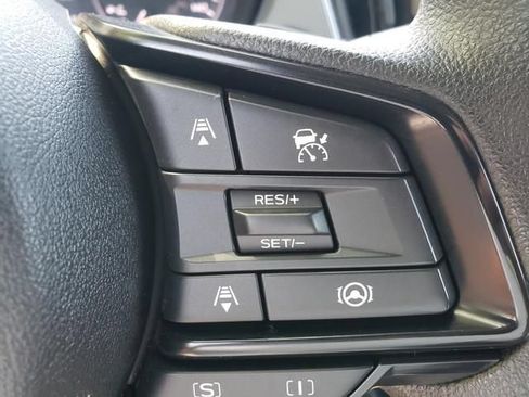 Certified 2024 Subaru Crosstrek 2.0i Premium AWD/4WD image 17