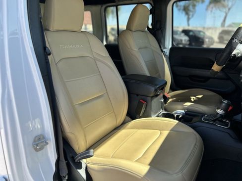 Used 2019 Jeep Wrangler Unlimited Sahara w/ Dual Top Group image 11