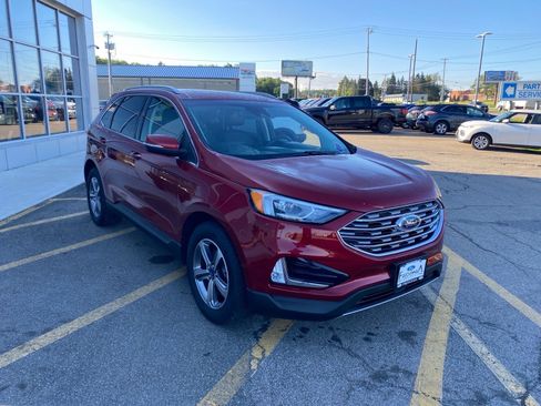 Used 2019 Ford Edge SEL w/ Equipment Group 201A AWD/4WD image 8