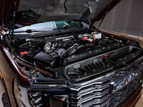 Used 2024 GMC Sierra 3500 Denali Ultimate image 41