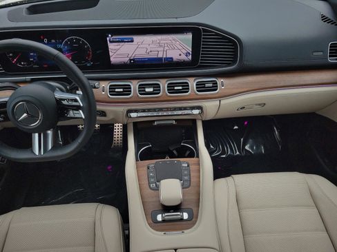 Certified 2026 Mercedes-Benz GLS 580 4MATIC image 14