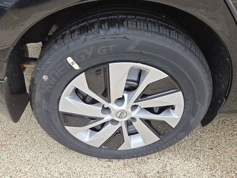 New 2025 Nissan Altima 2.5 S image 11