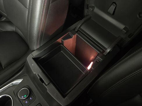 Certified 2023 Chevrolet Traverse RS image 31