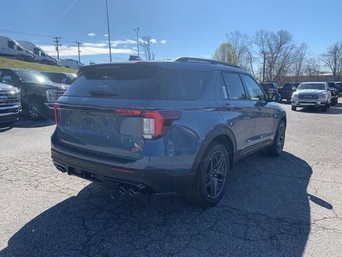 New 2026 Ford Explorer ST image 9