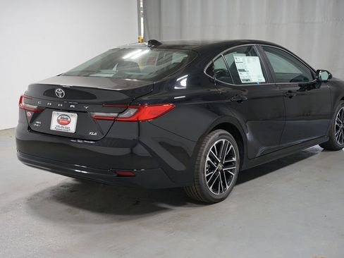 New 2026 Toyota Camry XLE AWD/4WD image 8