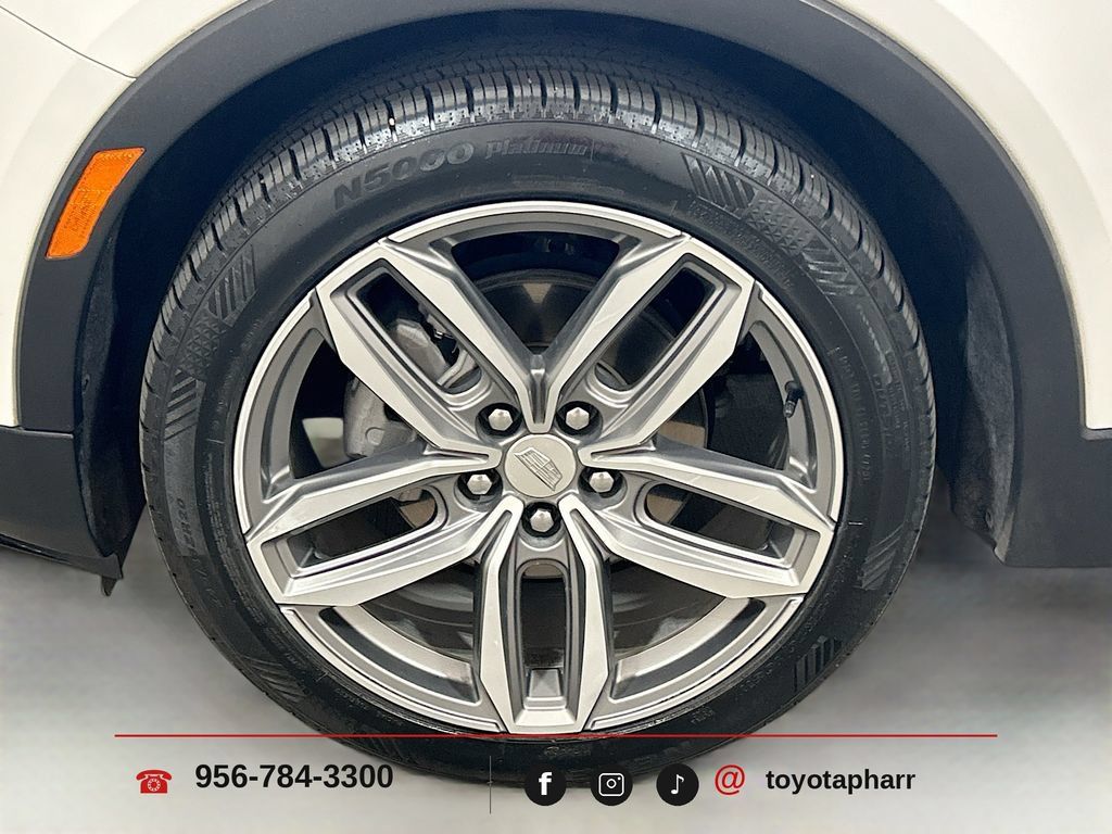 Used 2020 Cadillac XT4 Sport FWD image 28