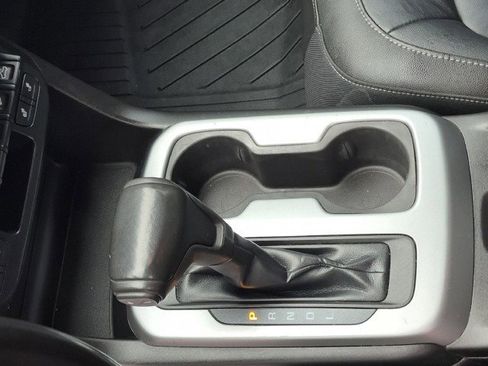 Used 2018 Chevrolet Colorado ZR2 image 31