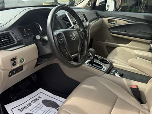 Used 2017 Honda Ridgeline RTL image 11