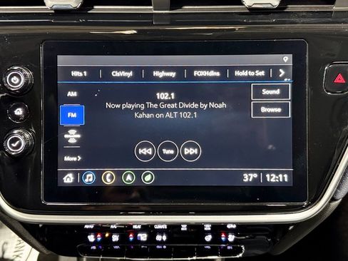 Used 2023 Chevrolet Bolt EUV Premier w/ Sun & Sound Package image 14