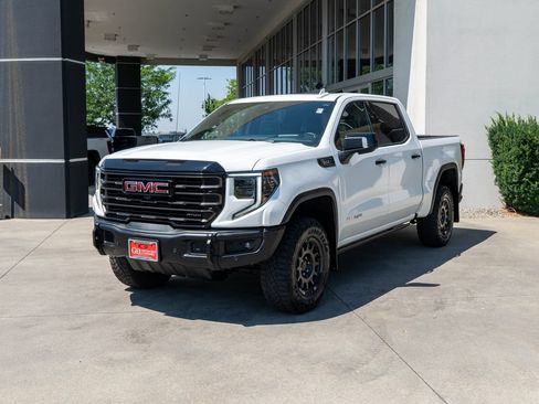 Certified 2024 GMC Sierra 1500 AT4X w/ AT4X AEV Edition AWD/4WD image 3