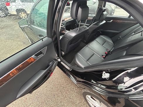 Used 2012 Mercedes-Benz C 300 4MATIC Sedan image 7