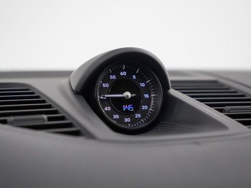 New 2025 Porsche Panamera 4 image 29