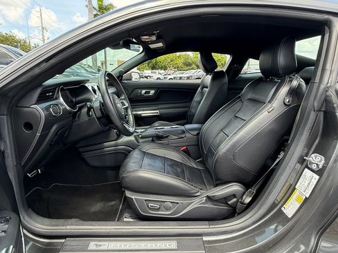 Used 2019 Ford Mustang Premium w/ Equipment Group 201A RWD image 9