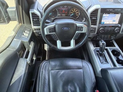 Used 2017 Ford F150 Lariat AWD/4WD image 14