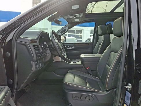 Used 2023 Chevrolet Suburban Premier w/ Premium Package 2 image 14