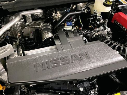 Used 2026 Nissan Rogue Platinum AWD/4WD image 31