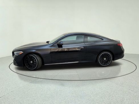 Certified 2024 Mercedes-Benz CLE 300 4MATIC Coupe image 4