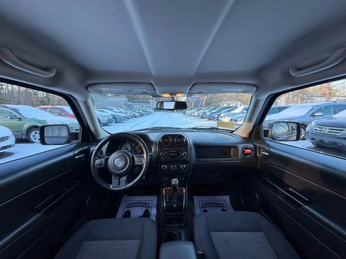 Used 2016 Jeep Patriot Latitude image 16