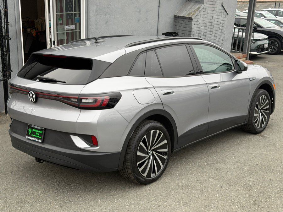Used 2024 Volkswagen ID.4 Pro AWD/4WD image 5