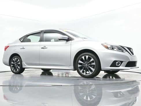 Used 2017 Nissan Sentra SR Turbo FWD image 45