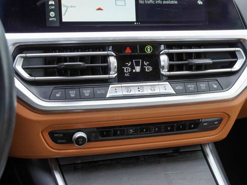 Used 2021 BMW 430i xDrive Coupe w/ Convenience Package image 29