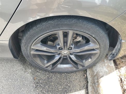 Used 2023 Acura Integra A-Spec image 5