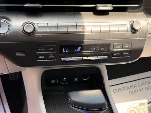 Used 2024 Hyundai Kona SEL FWD image 20