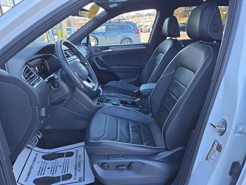 Used 2024 Volkswagen Tiguan SEL R-Line image 14