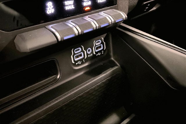 Used 2023 RAM 1500 Big Horn AWD/4WD image 31