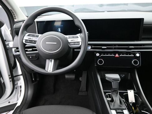 New 2026 Hyundai Tucson SEL image 11