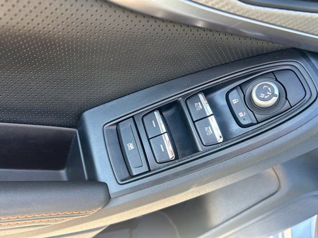 Used 2023 Subaru Crosstrek 2.5i Limited AWD/4WD image 11